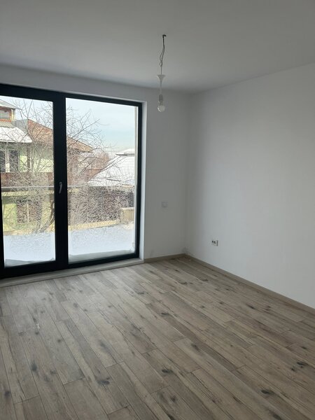 Giulesti, vila individuala P+1 cu 5 camere.