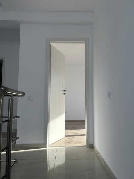 Giulesti, vila individuala P+1 cu 5 camere.