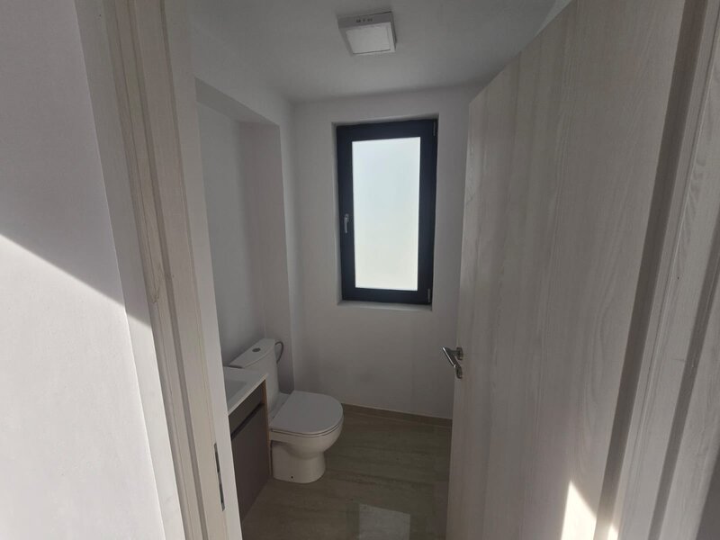 Giulesti, vila individuala P+1 cu 5 camere.